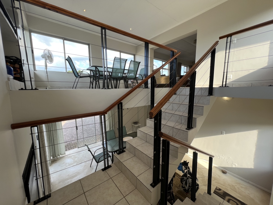 4 Bedroom Property for Sale in Wavecrest Eastern Cape